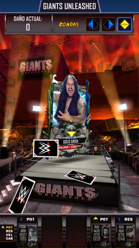 WWE SuperCard: Lucha de cartas